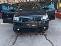 Usata Audi A2 75 CV (55 kW) 2004 Nero Utilitaria