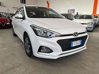 Usata Hyundai i20 73 CV (53 kW) 2019 Bianco Utilitaria