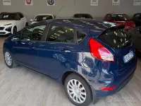 Usata Ford Fiesta 95 CV (69 kW) 2015 Bluazzurro Utilitaria
