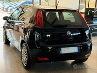 Usata Fiat Punto Street 95 CV (69 kW) 2018 Blu Utilitaria