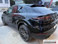 Usata Porsche Cayenne 344 CV (253 kW) 2022 Nero SUV