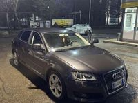 Usata Audi A3 Sportback Ambiente 105 CV (77 kW) 2010 Grigio Utilitaria