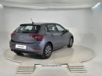 Usata VW Polo Style 95 CV (69 kW) 2023 Grigio Utilitaria