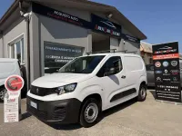 Usata Peugeot Partner Premium 101 CV (74 kW) 2022 Bianco Monovolume