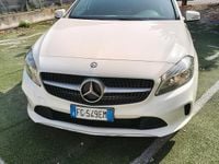 Usata Mercedes A180 108 CV (79 kW) 2017 Bianco Berlina