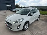 Usata Ford Fiesta Titanium 86 CV (63 kW) 2020 Bianco Utilitaria