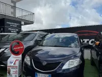 Usata Lancia Ypsilon Gold 69 CV (50 kW) 2016 Blu Utilitaria