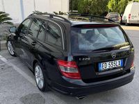 Usata Mercedes C220 Avantgarde 170 CV (125 kW) 2010 Nero Station wagon