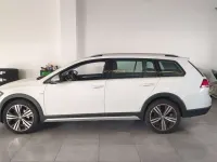 Usata VW Golf Alltrack Executive 150 CV (110 kW) 2018 Bianco Station wagon