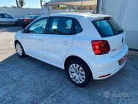 Usata VW Polo Trendline 75 CV (55 kW) 2014 Bianco Berlina