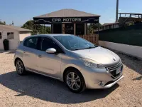 Usata Peugeot 208 Active 82 CV (60 kW) 2015 Argento Utilitaria