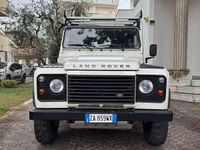 Usata Land Rover Defender 122 CV (89 kW) 2006 Bianco Station wagon