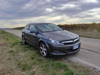 Usata Opel Astra GTC Cosmo 125 CV (91 kW) 2008 Berlina