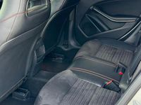 Usata Mercedes CLA220 Premium 176 CV (129 kW) 2015 Bianco Berlina