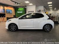Usata Toyota Yaris Hybrid Lounge 115 CV (84 kW) 2021 Bianco Berlina