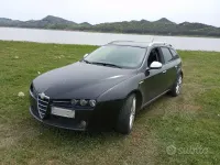 Usata Alfa Romeo 159 Distinctive 150 CV (110 kW) 2007 Nero Station wagon