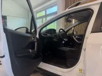 Usata Peugeot 2008 Active 99 CV (72 kW) 2015 Other SUV