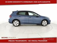 Nuova VW Golf VIII Edition 2025 Blu Berlina