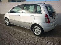 Usata Lancia Musa 95 CV (69 kW) 2009 Argento Monovolume