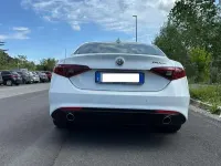 Usata Alfa Romeo Giulia Super 179 CV (131 kW) 2016 Berlina