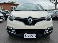 Usata Renault Captur 90 CV (66 kW) 2014 Beige SUV
