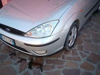 Usata Ford Focus Zetec 101 CV (74 kW) 2004 Berlina