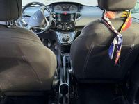 Usata Lancia Ypsilon Gold 69 CV (50 kW) 2016 Utilitaria