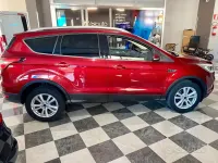 Usado Ford Kuga Business Edition 120 CV (88 kW) 2019 Rojo SUV
