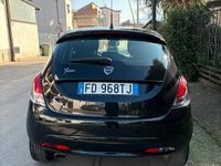 Usata Lancia Ypsilon 69 CV (50 kW) 2016 Utilitaria