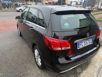 Usata Mercedes B160 Business 90 CV (66 kW) 2016 Nero Utilitaria