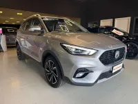 Usata MG ZS Luxury 106 CV (77 kW) 2024 Argento SUV