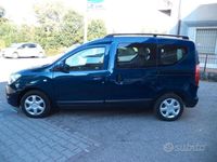 Usata Dacia Dokker Essentiel 102 CV (75 kW) 2018 Blu Monovolume
