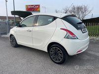 Usata Lancia Ypsilon Gold 69 CV (50 kW) 2018 Bianco Utilitaria
