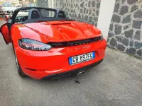 Usata Porsche 718 300 CV (220 kW) 2020 Rosso Cabrio