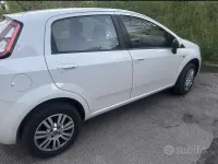 Usata Fiat Grande Punto 77 CV (56 kW) 2013 Utilitaria