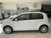 Usata VW up! Move 65 CV (47 kW) 2022 Bianco Utilitaria