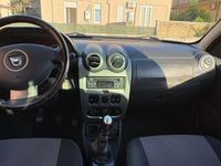 Usata Dacia Duster Lauréate 110 CV (80 kW) 2013 Bianco SUV