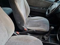 Usata Lancia Ypsilon 60 CV (44 kW) 2002 Rosso Utilitaria