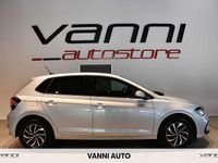 Usata VW Polo Life 80 CV (58 kW) 2023 Argento Utilitaria