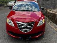 Usata Lancia Ypsilon 69 CV (50 kW) 2014 Rosso Utilitaria