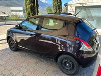 Usata Lancia Ypsilon 69 CV (50 kW) 2013 Nero Utilitaria