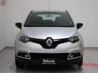Usata Renault Captur Intens 89 CV (65 kW) 2016 Grigio SUV