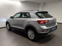 Usata VW T-Roc Life 110 CV (80 kW) 2023 Argento SUV