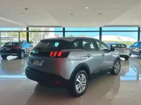 Usata Peugeot 3008 Allure 131 CV (96 kW) 2022 Grigio SUV