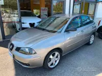 Usata Seat Ibiza 64 CV (47 kW) 2002 Grigio Utilitaria