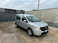 Usata Dacia Dokker Lauréate 90 CV (66 kW) 2016 Grigio Monovolume