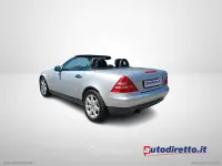 Begagnad Mercedes SLK230 193 HK (141 kW) 1997 Silver Cab
