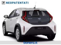 Nuova Toyota Aygo X 116 CV (85 kW) 2026 Super white SUV