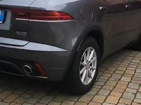 Usata Jaguar E-Pace R 200 CV (147 kW) 2020 Grigio SUV