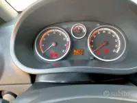 Usata Opel Corsa 80 CV (58 kW) 2009 Bianco Utilitaria